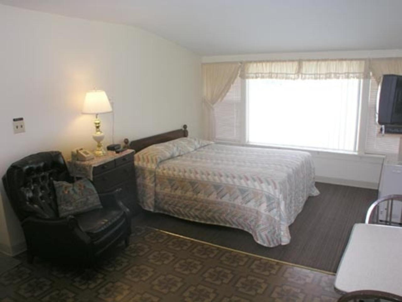 Maple Leaf Motel 斯克伦湖 外观 照片